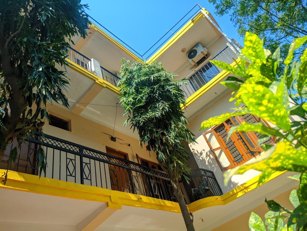 Lumbini Garden Lodge Exteriör bild